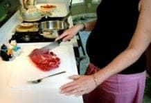 Not Enough Meat in Diet May Lead to Preterm Birth: Study