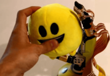 Scientists Create Solar-Powered Skin for Prosthetic Hands