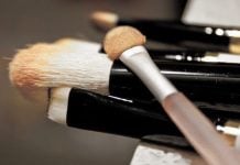 Dirty Makeup Brushes Can Give You a Serious Infection